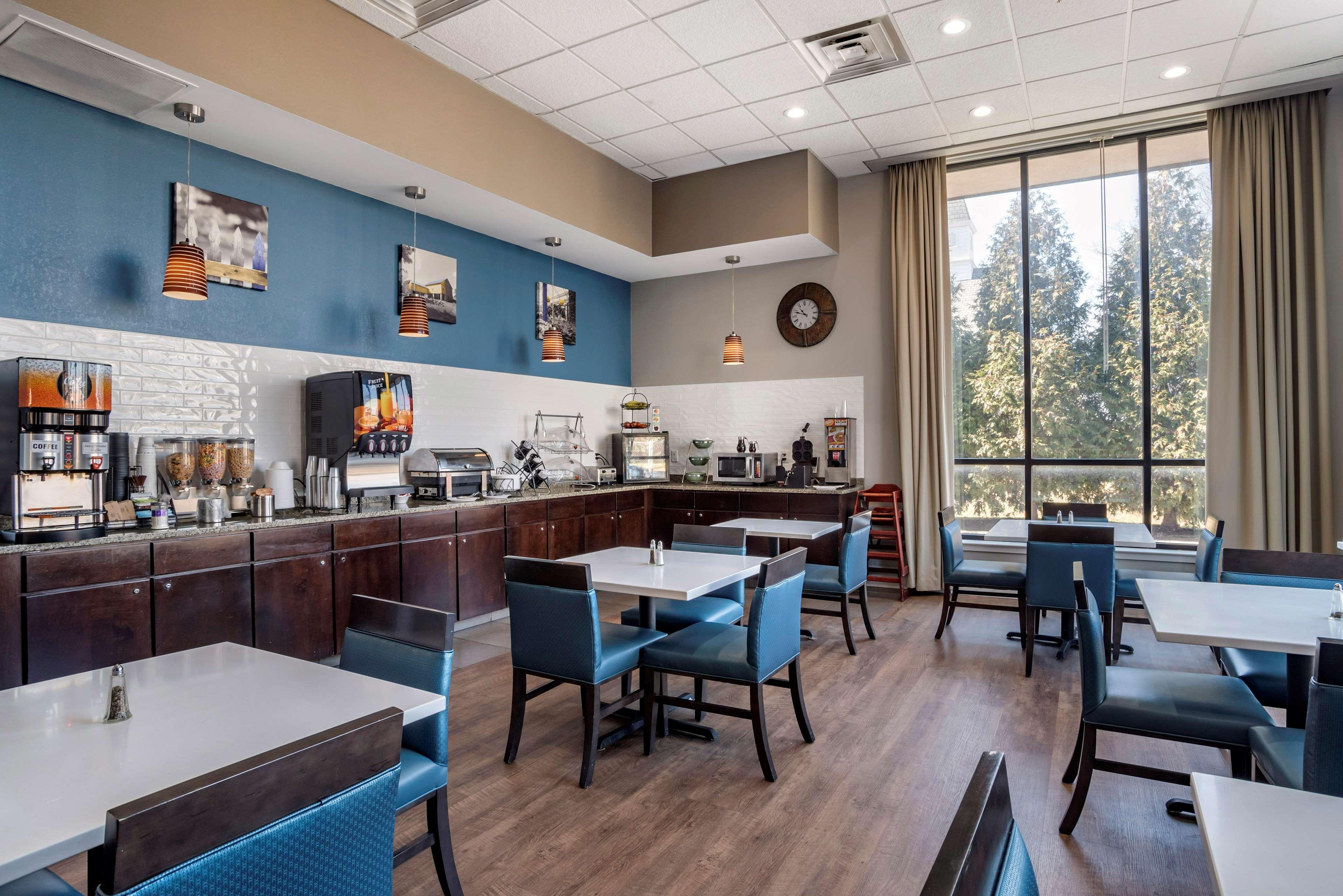 Best Western Plus Philadelphia Airport South - At Widener University Chester Eksteriør billede