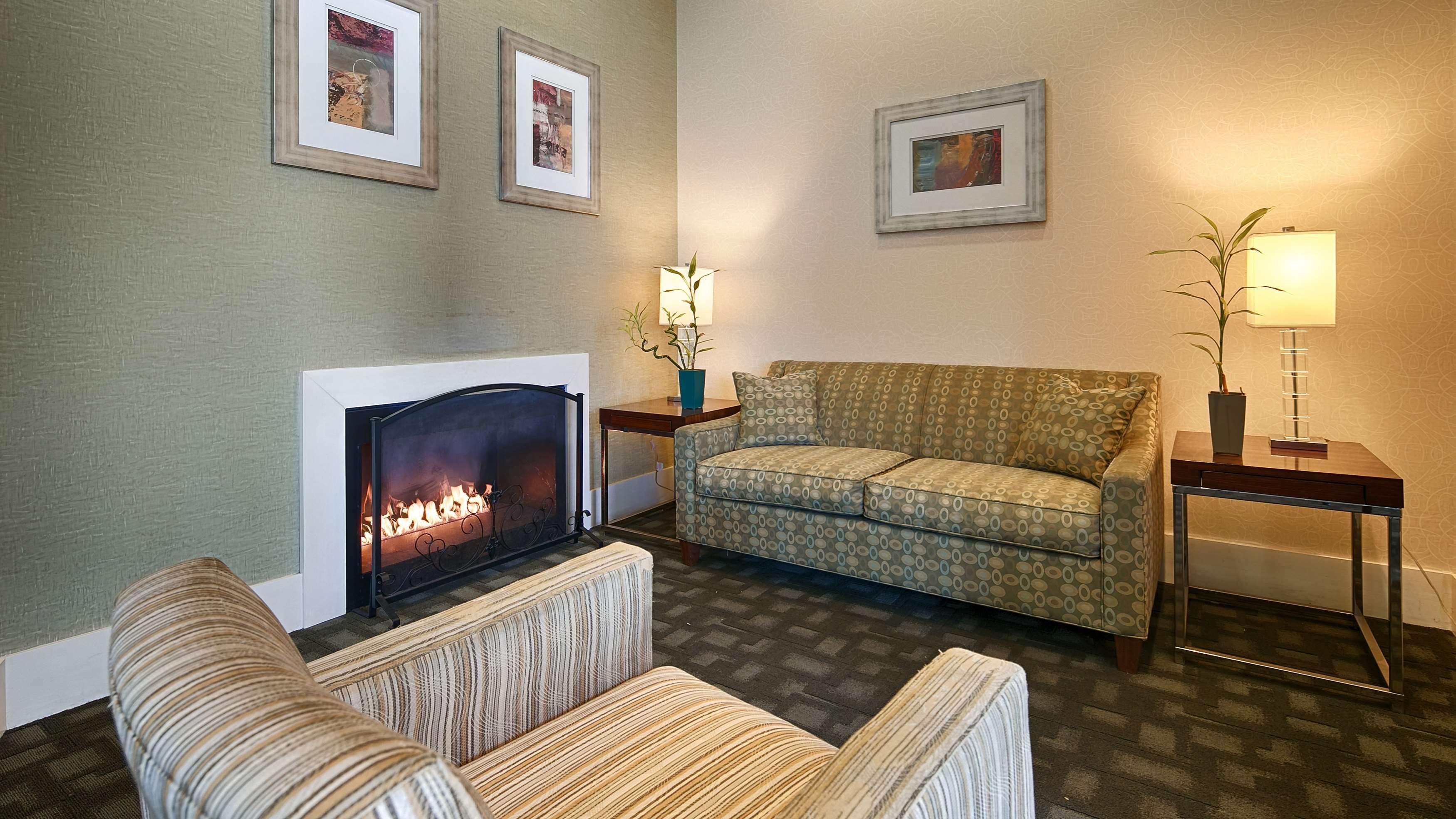 Best Western Plus Philadelphia Airport South - At Widener University Chester Eksteriør billede