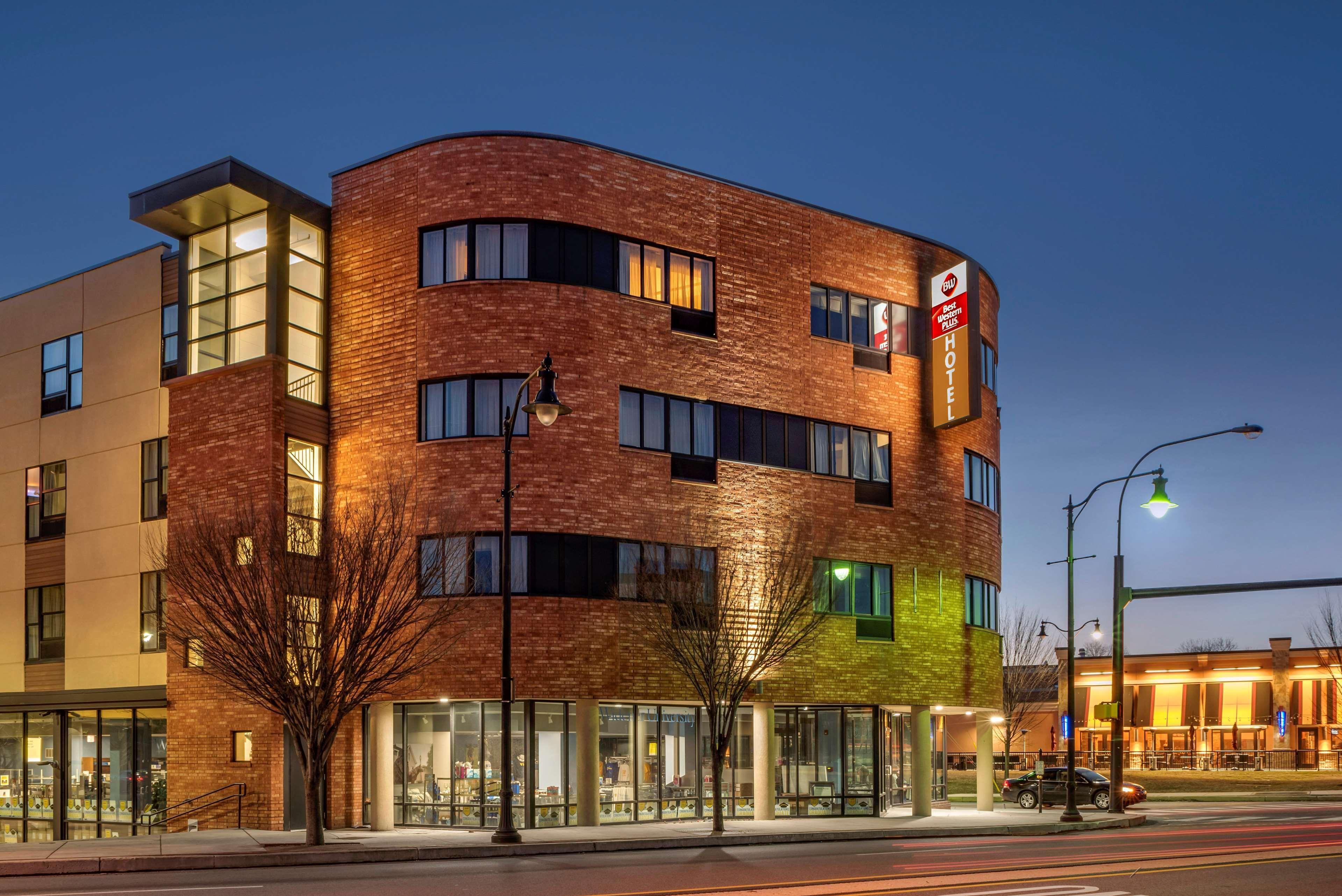 Best Western Plus Philadelphia Airport South - At Widener University Chester Eksteriør billede